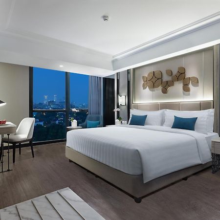 รอยัล มาลิโอโบโร บาย แอสตัน Hotel ยอกยาการ์ตา ภายนอก รูปภาพ