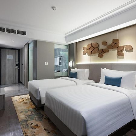 รอยัล มาลิโอโบโร บาย แอสตัน Hotel ยอกยาการ์ตา ภายนอก รูปภาพ
