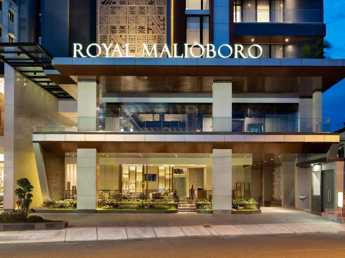 รอยัล มาลิโอโบโร บาย แอสตัน Hotel ยอกยาการ์ตา ภายนอก รูปภาพ